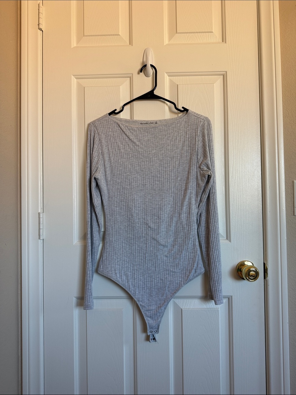 Abercrombie & Fitch Light Gray Ribbed Long-Sleeve Bodysuit